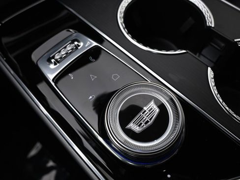 Certified 2024 Cadillac Lyriq Luxury w/ LPO, Floor Liner Package image 32