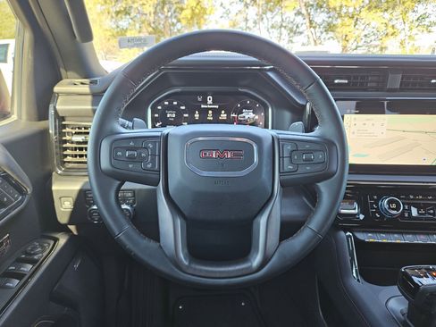 Used 2024 GMC Sierra 1500 AT4 w/ Technology Package image 20