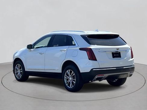 Certified 2023 Cadillac XT5 Premium Luxury w/ Technology Package AWD/4WD image 3