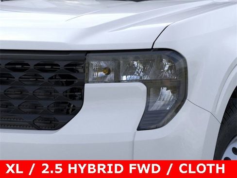 New 2025 Ford Maverick XL image 48