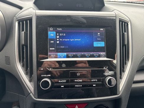 Used 2019 Subaru Crosstrek 2.0i Premium AWD/4WD image 16
