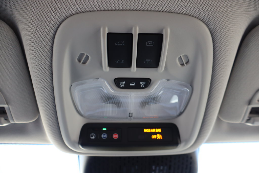 New 2027 Chevrolet Bolt RS w/ Super Cruise Package FWD image 18