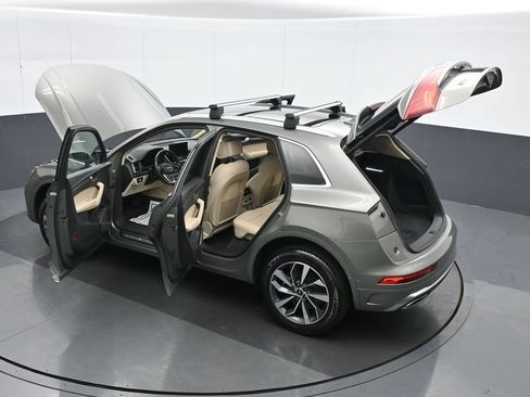 Used 2024 Audi Q5 2.0T Premium Plus AWD/4WD image 39