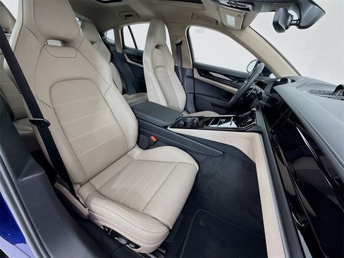 New 2026 Porsche Panamera image 30