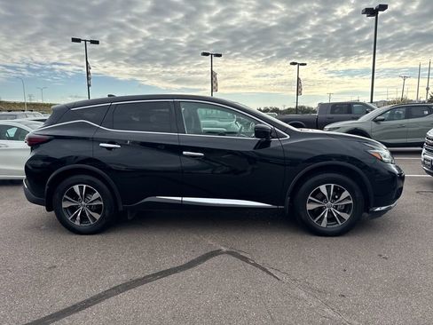 Used 2019 Nissan Murano S image 8