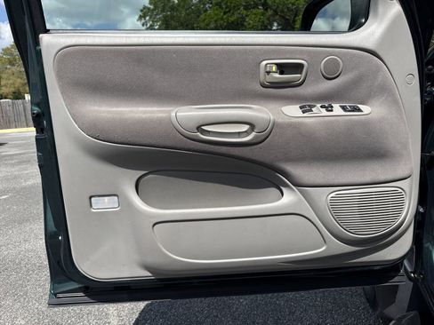 Used 2002 Toyota Tundra SR5 image 13