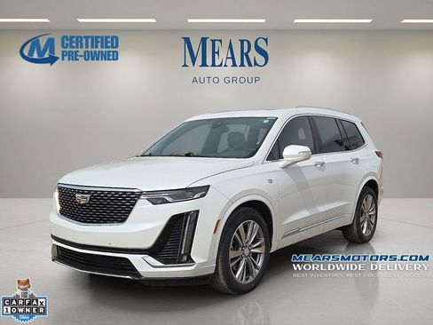 Used 2023 Cadillac XT6 Premium Luxury image 1