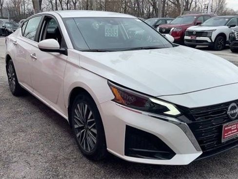 Used 2023 Nissan Altima 2.5 SV image 21