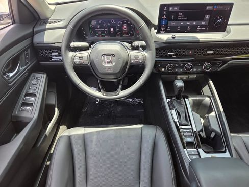 Used 2024 Honda Accord EX-L image 12