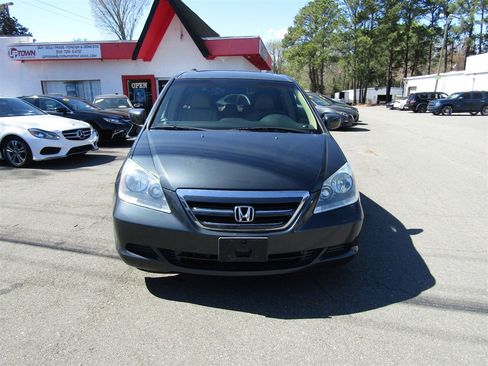 Used 2005 Honda Odyssey EX-L image 2