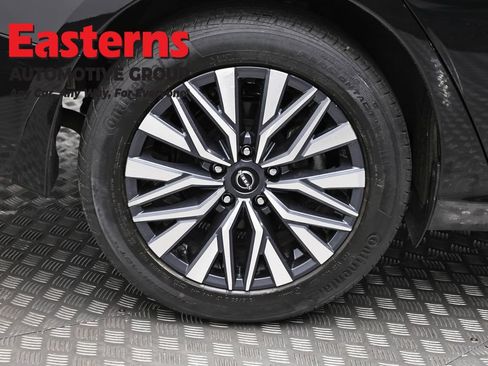 Used 2023 Nissan Altima 2.5 SV w/ SV Premium Package AWD/4WD image 29