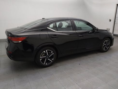 Used 2024 Nissan Sentra SV FWD image 10