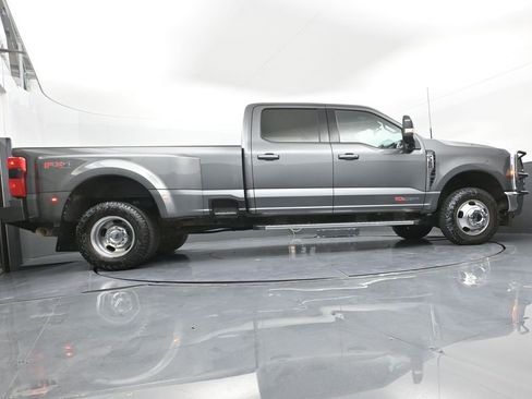 Used 2024 Ford F350 Lariat w/ FX4 Off-Road Package image 36
