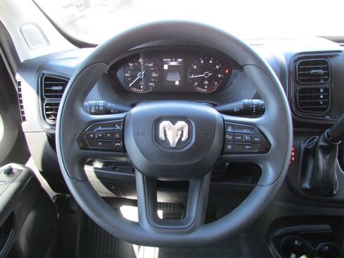 Used 2026 RAM ProMaster 2500 w/ Convenience Group FWD image 20