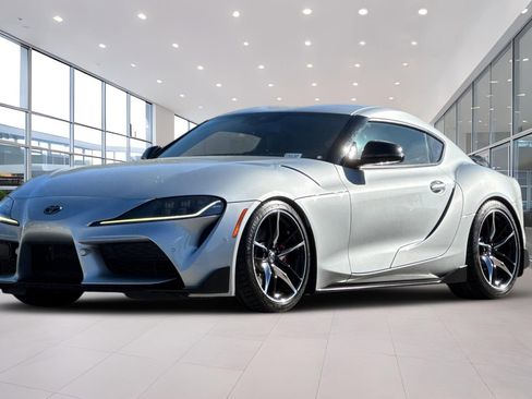 Used 2022 Toyota Supra Premium w/ Driver Assist Package RWD image 8