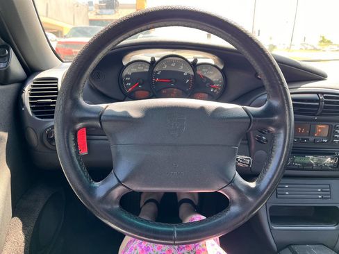 Used 1998 Porsche Boxster RWD image 17