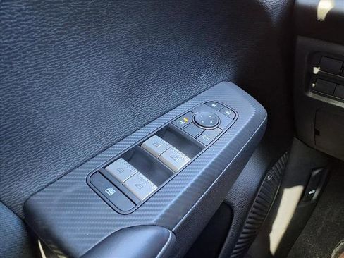 New 2026 Mitsubishi Outlander ES FWD image 21