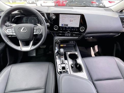 Used 2025 Lexus NX 250 FWD w/ Accessory Package (Z1) image 13