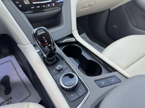 Certified 2023 Cadillac XT6 Premium Luxury image 87