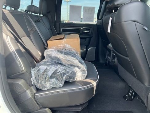 Used 2025 RAM 2500 Laramie image 10