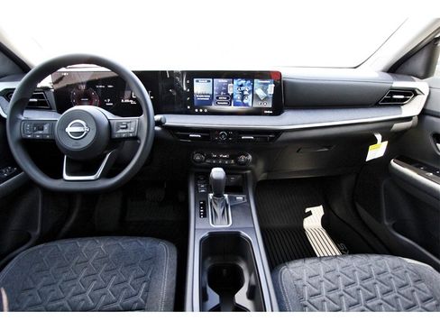 New 2026 Nissan Kicks SV image 9