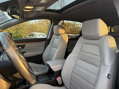 Used 2017 Honda CR-V EX-L image 11