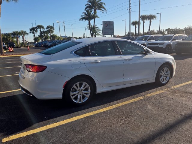 Used 2016 Chrysler 200 Limited FWD image 5