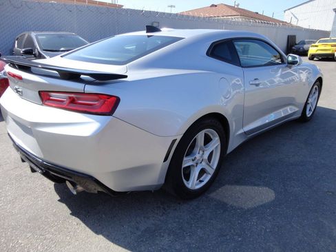 Used 2016 Chevrolet Camaro LT RWD image 10