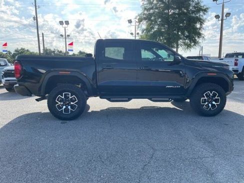 Used 2024 GMC Canyon AT4X image 8