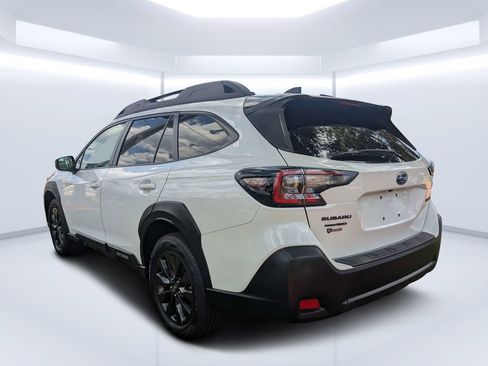 Certified 2025 Subaru Outback Onyx Edition AWD/4WD image 5
