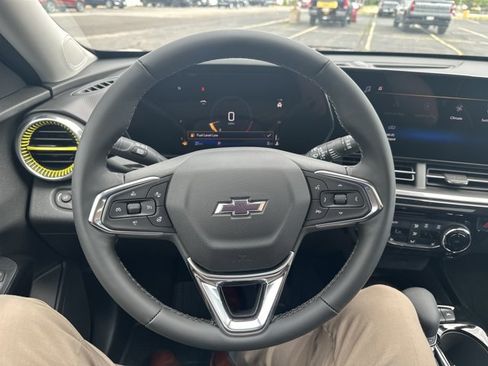 New 2025 Chevrolet Trax ACTIV w/ Sunroof Package image 14