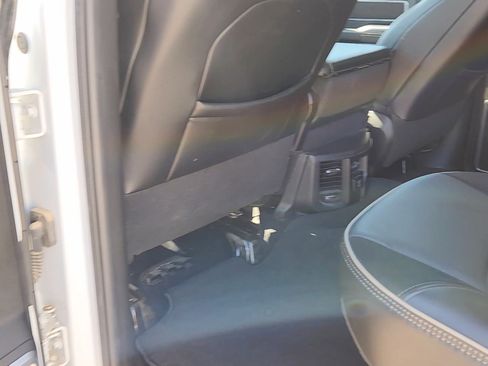 Used 2024 RAM 2500 Laramie image 24