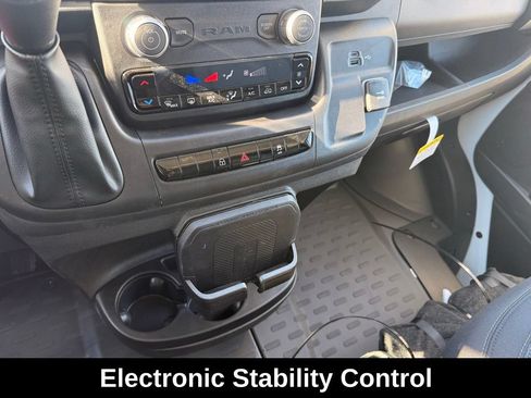 New 2026 RAM ProMaster 3500 w/ Premium Convenience Group FWD image 17