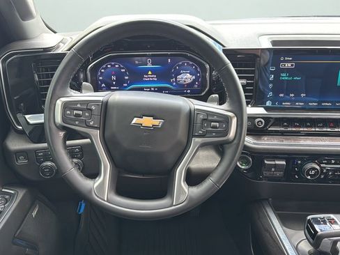 Used 2024 Chevrolet Silverado 1500 LTZ AWD/4WD image 20