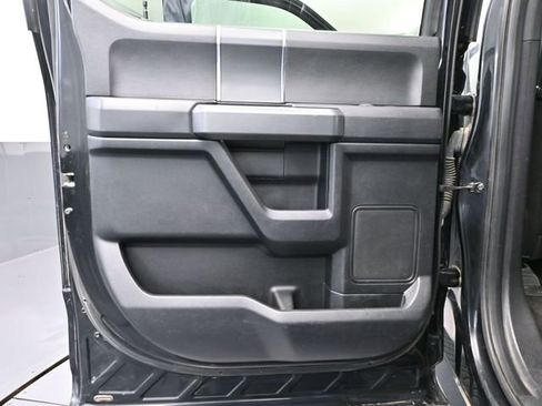 Used 2018 Ford F150 XLT w/ Equipment Group 302A Luxury AWD/4WD image 36