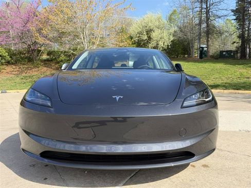 Used 2025 Tesla Model 3 Long Range RWD image 6