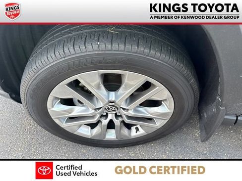 Used 2023 Toyota RAV4 XLE Premium FWD image 12
