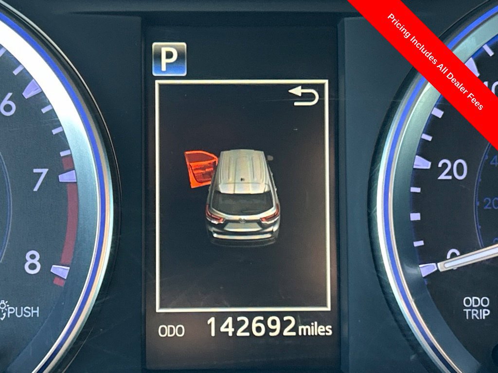 Used 2018 Toyota Highlander XLE AWD/4WD image 11