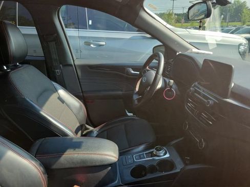 Used 2023 Ford Escape ST-Line AWD/4WD image 10