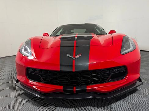 Used 2018 Chevrolet Corvette Z06 RWD image 3