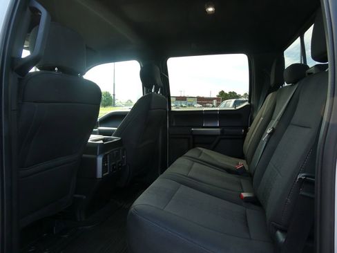 Used 2018 Ford F150 XLT w/ Equipment Group 302A Luxury AWD/4WD image 20