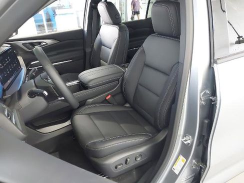 New 2026 Chevrolet Traverse LT image 23