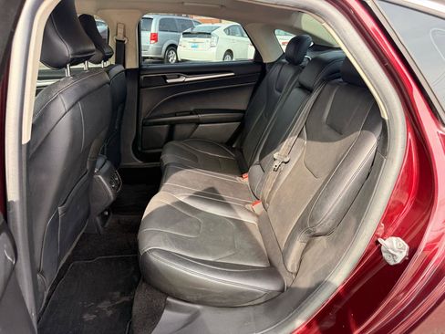 Used 2017 Ford Fusion Titanium image 10