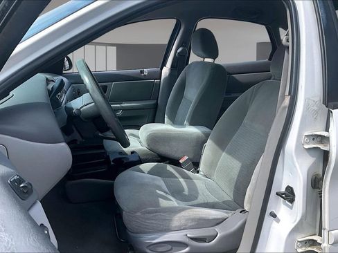 Used 2007 Ford Taurus SE FWD image 20
