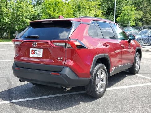 Used 2025 Toyota RAV4 XLE AWD/4WD image 4