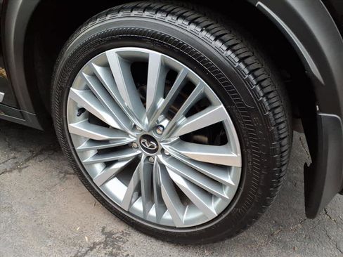 Certified 2024 INFINITI QX50 Sensory w/ Accent Package image 8