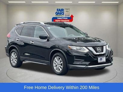 Used 2017 Nissan Rogue SV