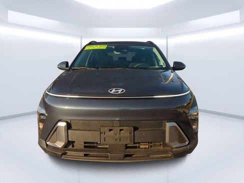 Used 2025 Hyundai Kona SEL FWD image 8