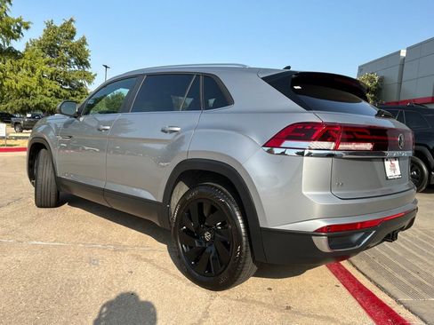 Used 2026 Volkswagen Atlas Cross Sport SE AWD/4WD image 8