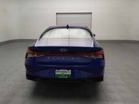 Used 2023 Hyundai Elantra SEL image 7